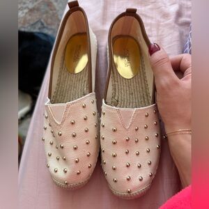 MK comfy flats